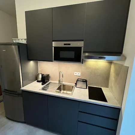 Cool With Small Balcony Near Florenc Apartament Praga