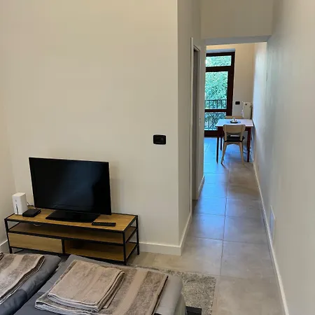 1 Bed Flat - Sleeps 2 - Pets - Smoking On Terrace Apartamento *