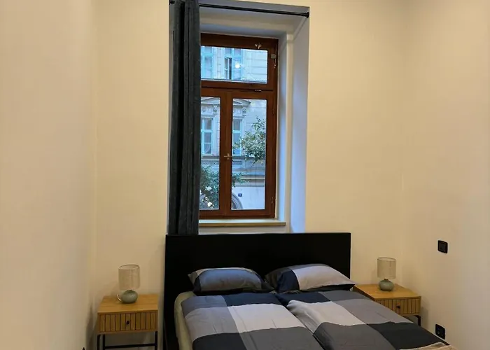 1 Bed Flat - Sleeps 2 - Pets - Smoking On Terrace Apartamento
