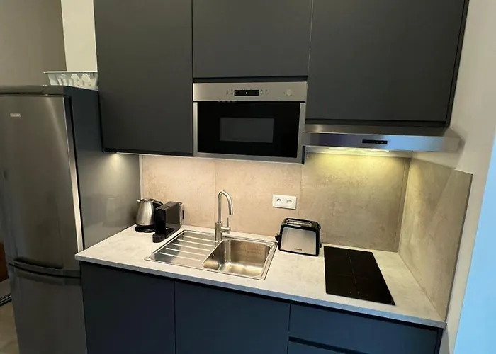 1 Bed Flat - Sleeps 2 - Pets - Smoking On Terrace Apartamento Praga