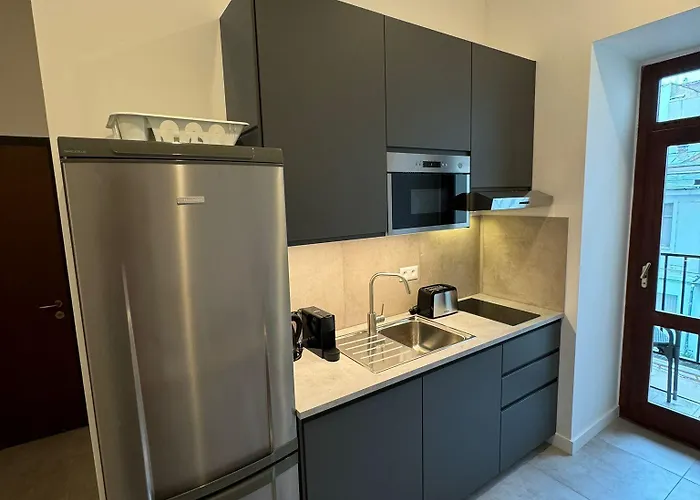 Apartamento 1 Bed Flat - Sleeps 2 - Pets - Smoking On Terrace