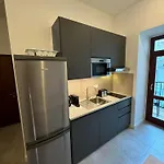 1 Bed Flat - Sleeps 2 - Pets - Smoking On Terrace Prague
