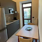 1 Bed Flat - Sleeps 2 - Pets - Smoking On Terrace Prague